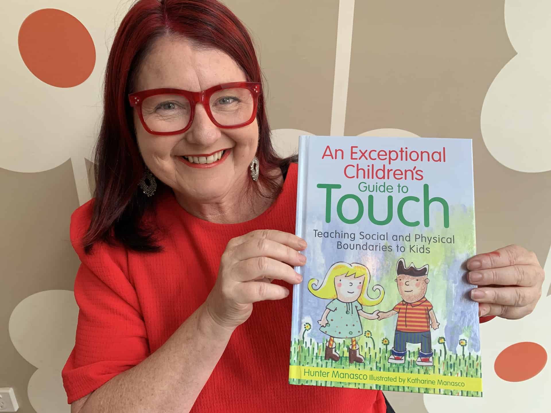 An Exceptional Children's Guide to Touch - Book review by Rowena Thomas | 'Amazing Me'