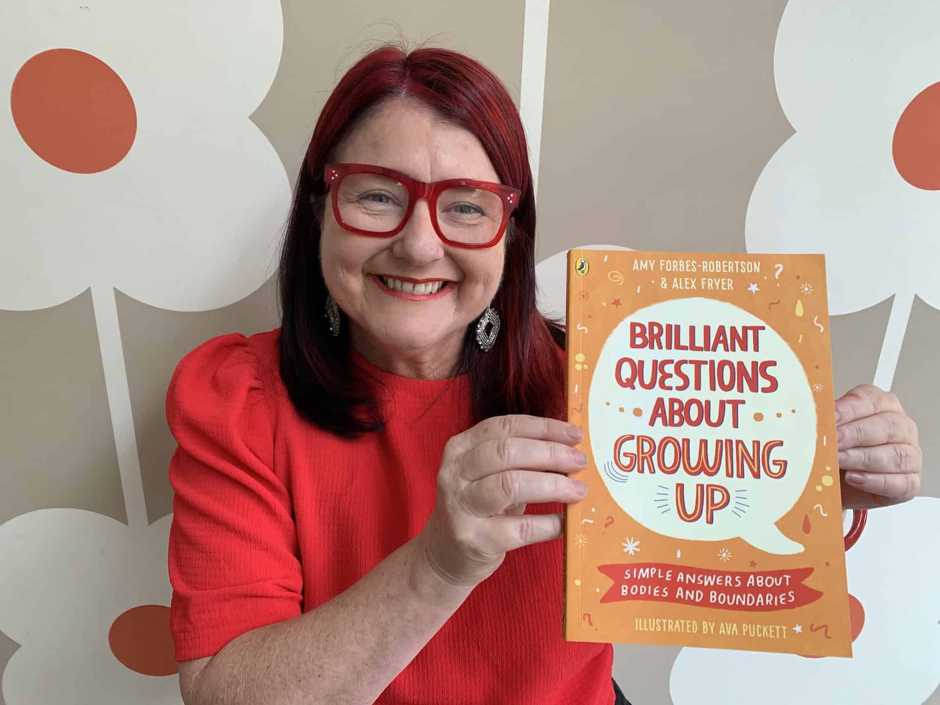 Brilliant Questions About Growing Up - Book review by Rowena Thomas | 'Amazing Me'