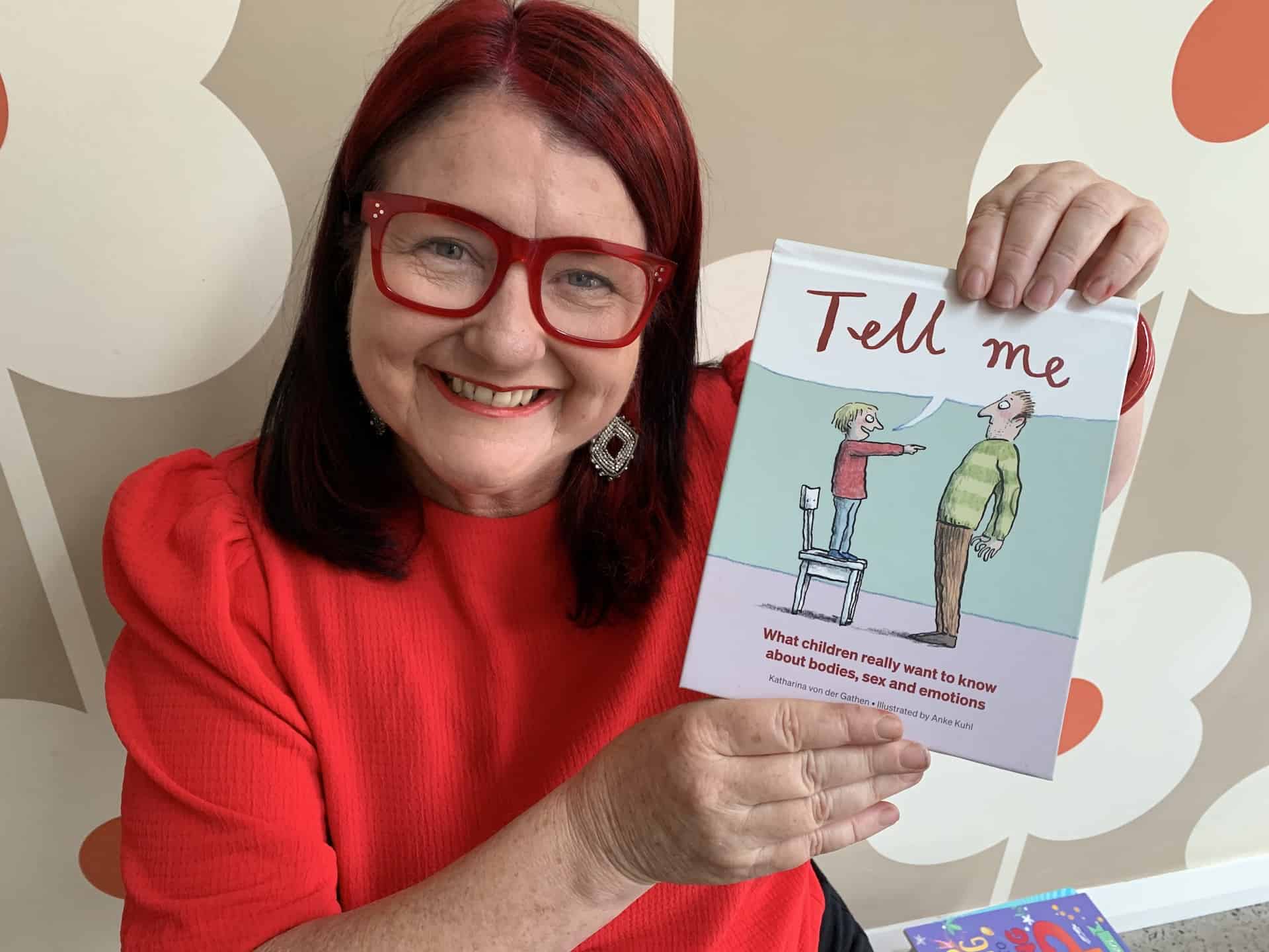Tell Me - - Book review by Rowena Thomas | 'Amazing Me'