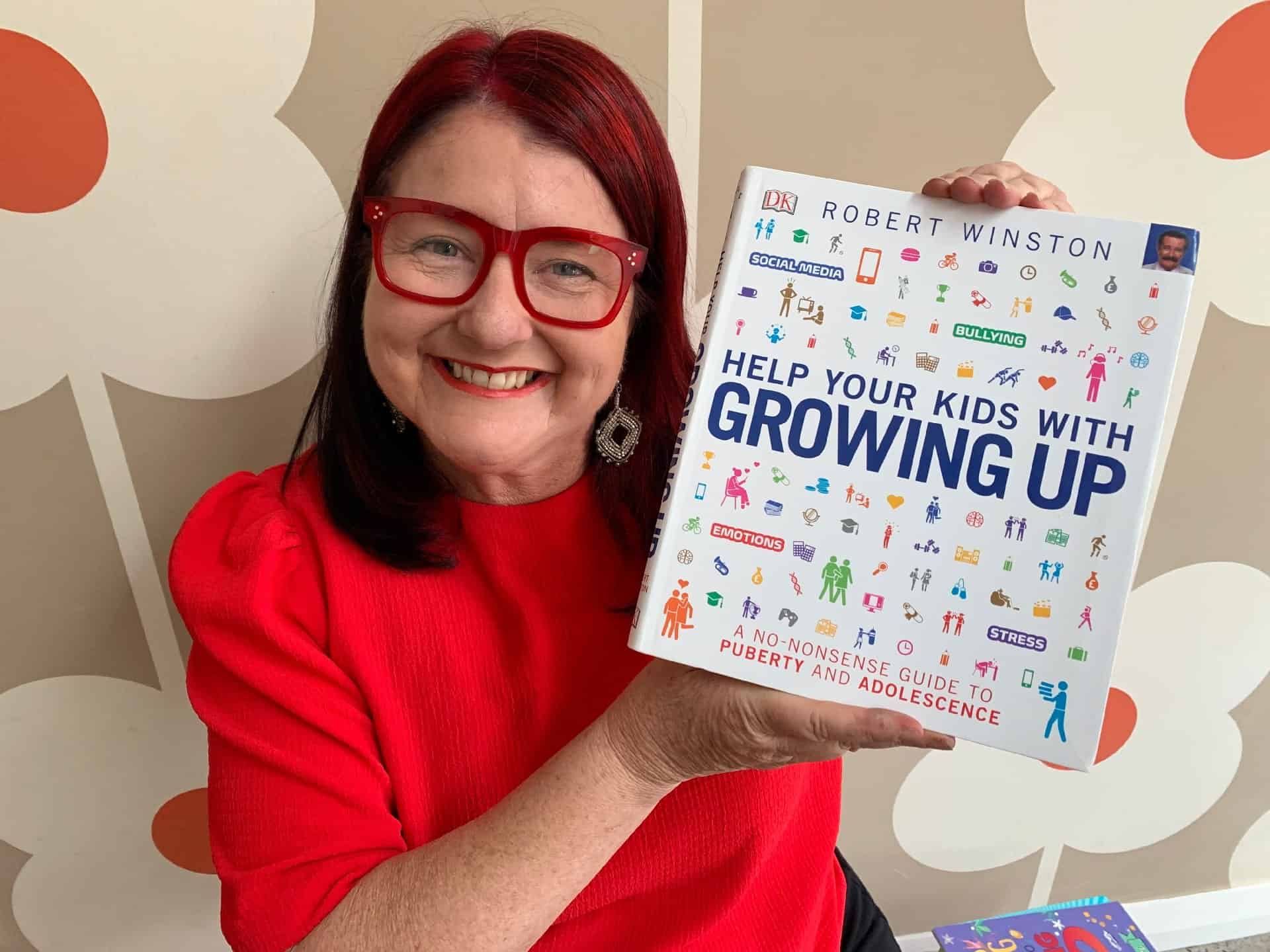 Help Your Kids with Growing Up - Book review by Rowena Thomas | 'Amazing Me'