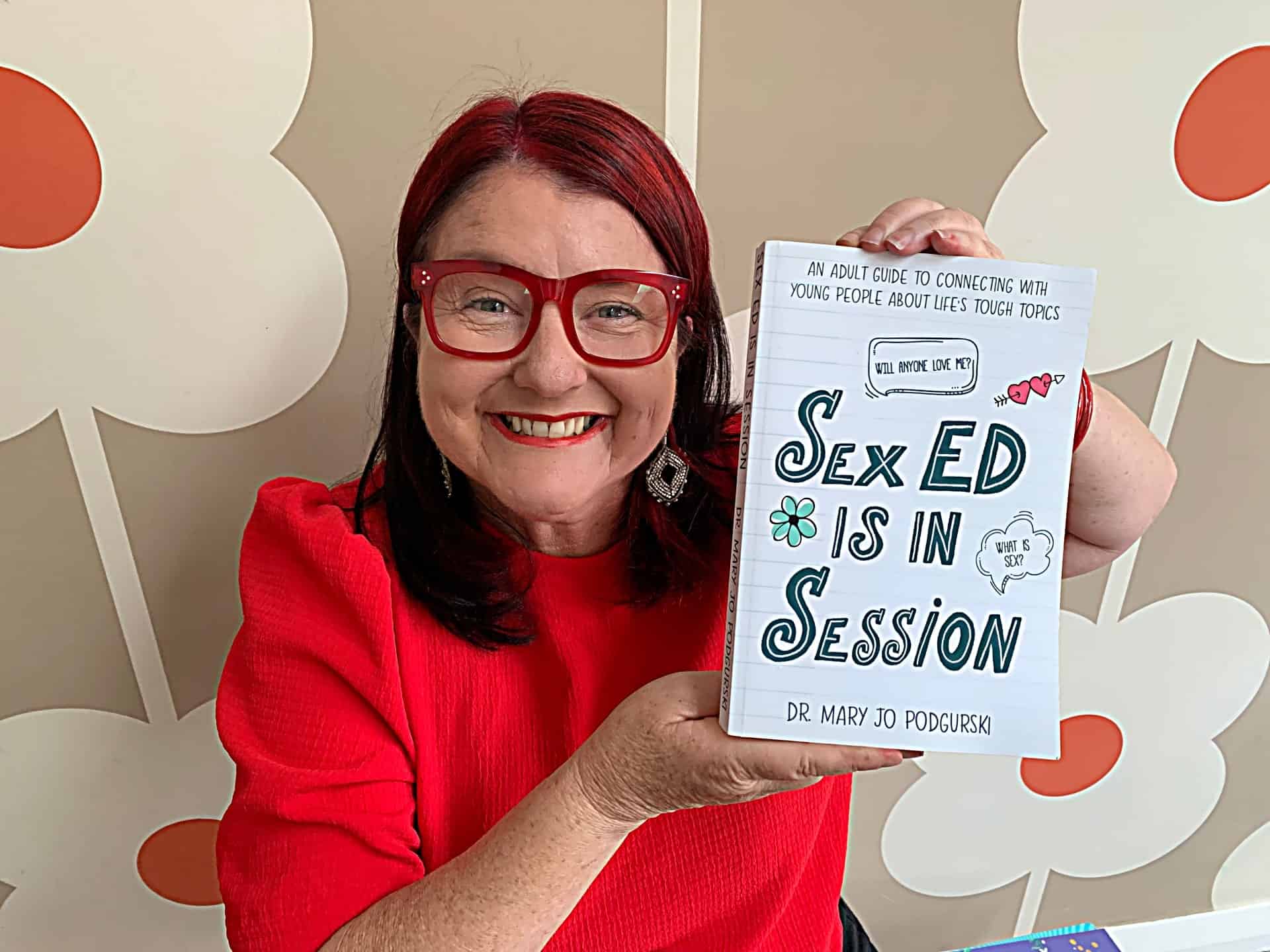 Sex Ed is in Session - Book review by Rowena Thomas | 'Amazing Me'
