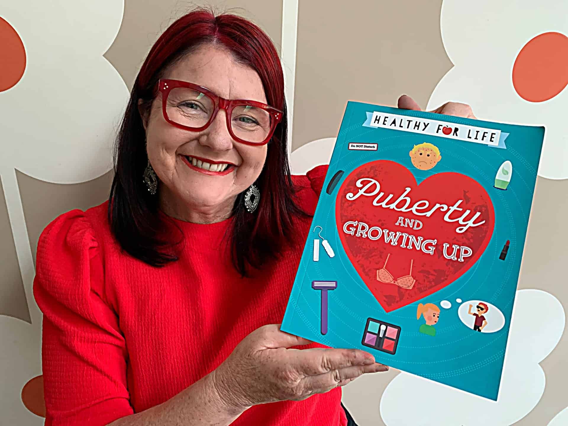 Puberty and Growing Up - Book review by Rowena Thomas | 'Amazing Me'