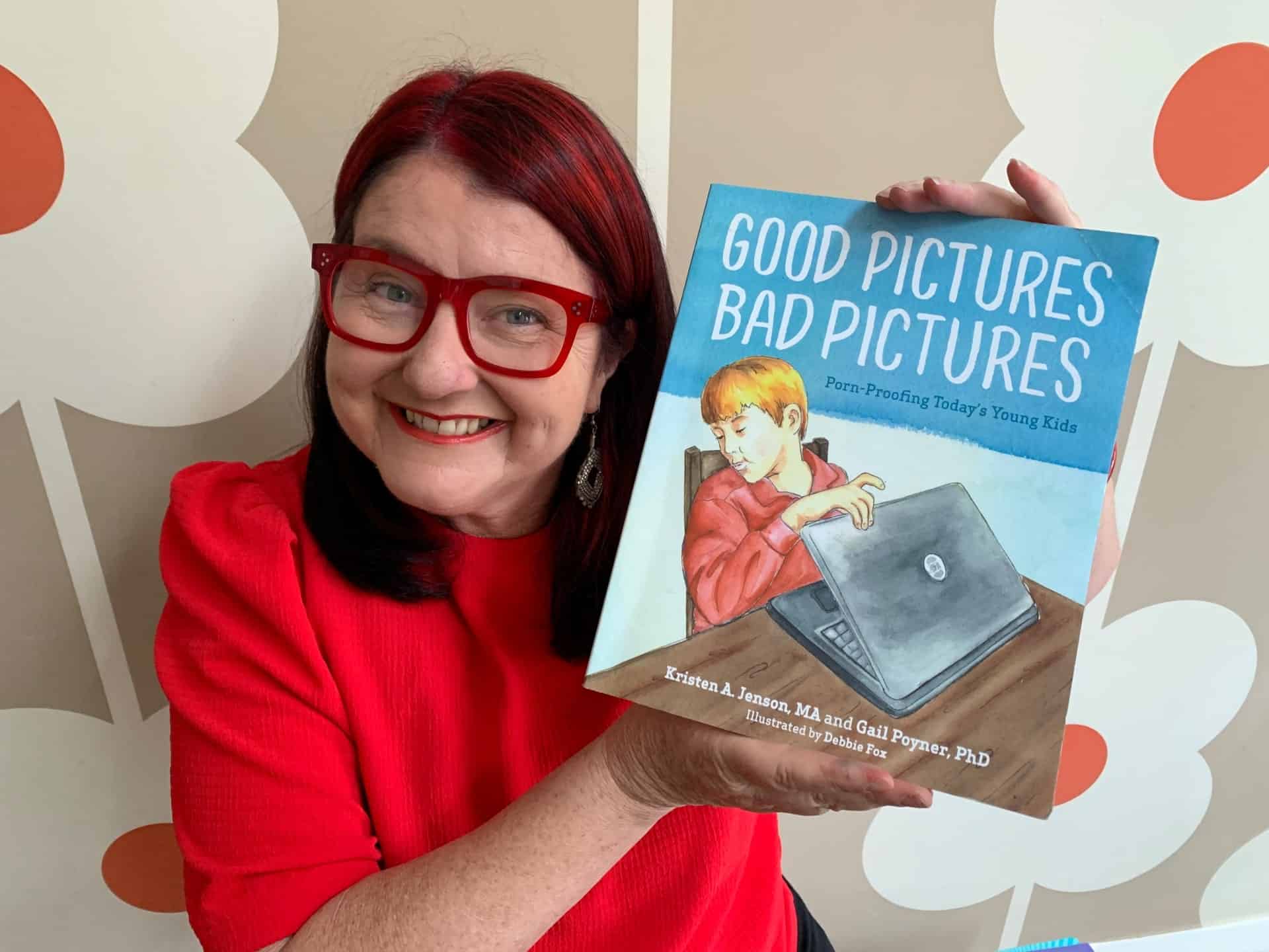 Good Pictures Bad Pictures - Book review by Rowena Thomas | 'Amazing Me'