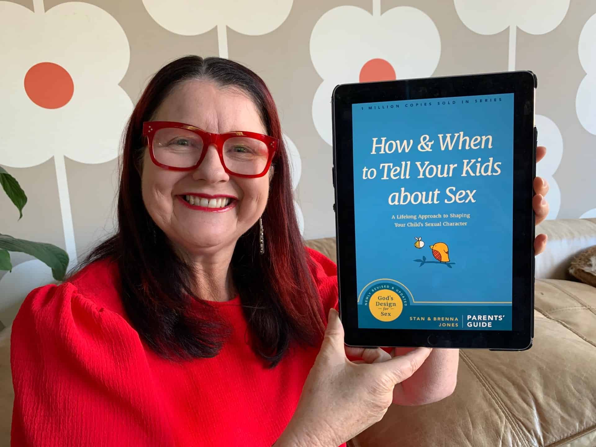 How and When to Tell your Kids About Sex - Book review by Rowena Thomas | 'Amazing Me'