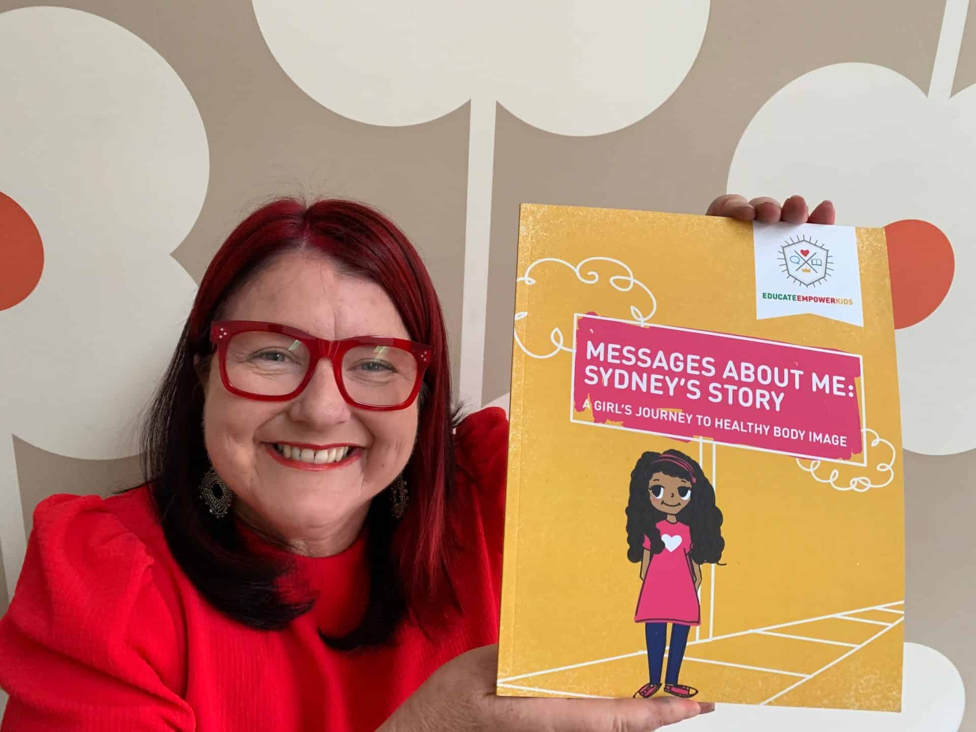 Messages About Me: Sydney's Story - Book review by Rowena Thomas | 'Amazing Me'