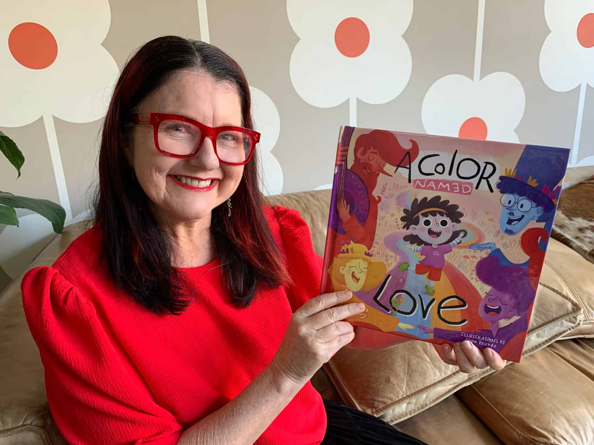 A Color Named Love - Book review by Rowena Thomas | 'Amazing Me'