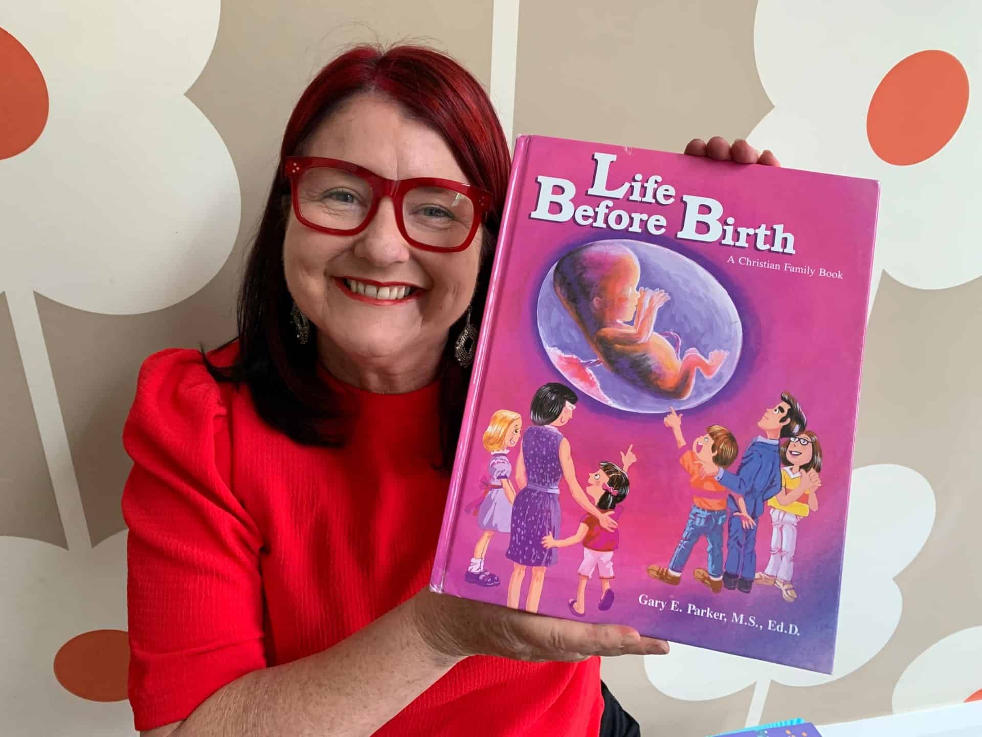 Life Before Birth - Book review by Rowena Thomas | 'Amazing Me'