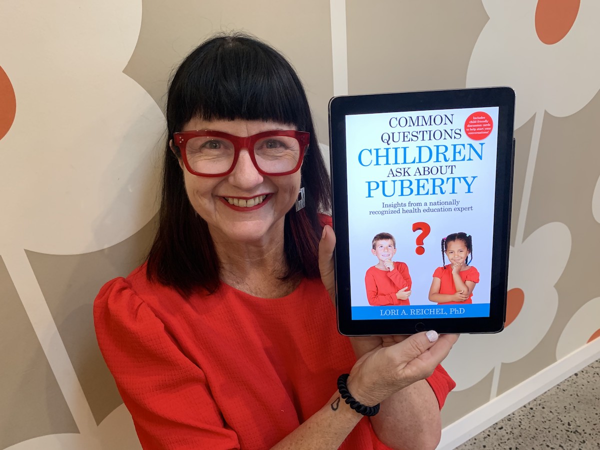 Common Questions Children Ask About Puberty - Book review by Rowena Thomas | 'Amazing Me'